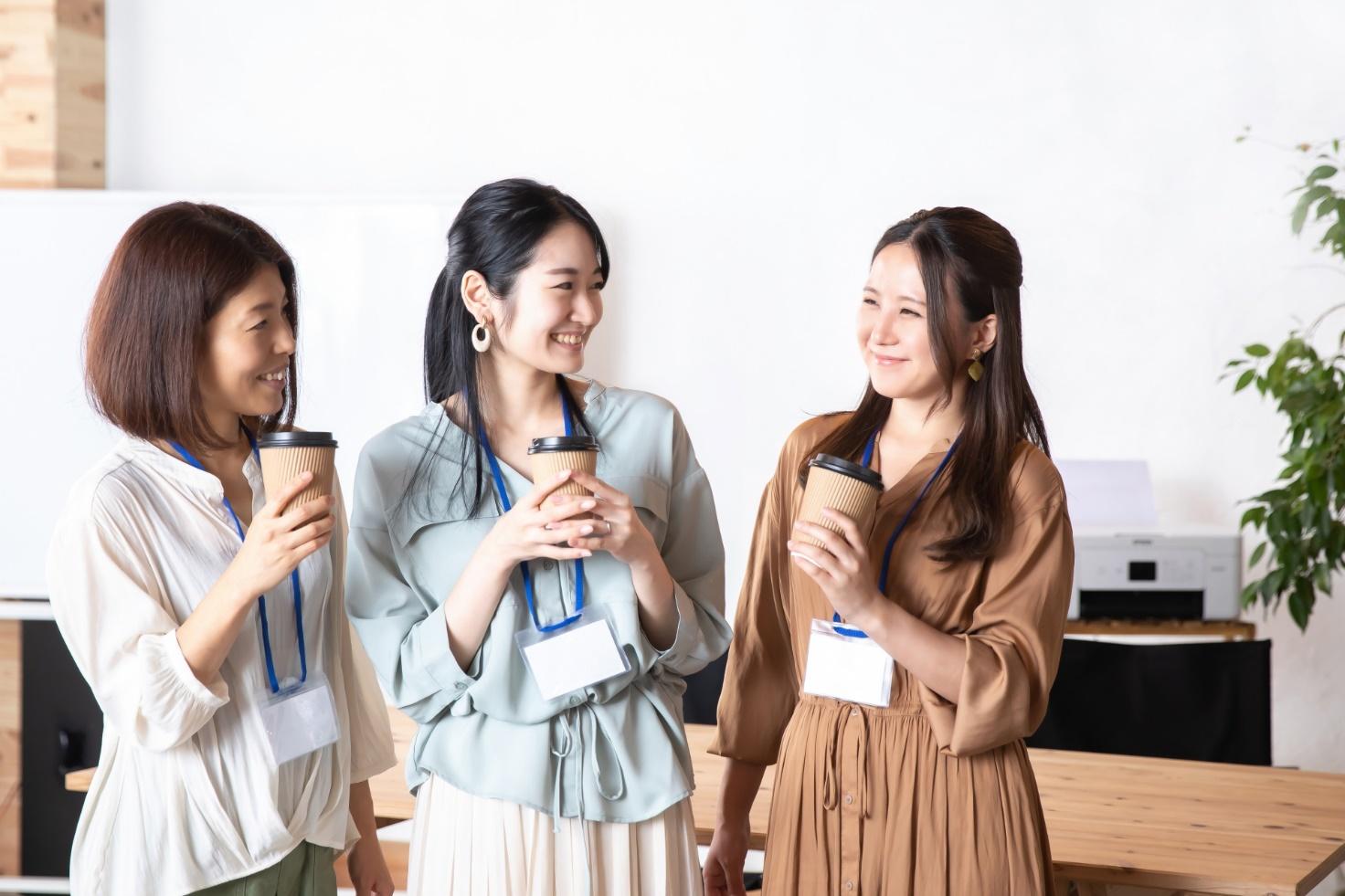 納会や忘年会を開催するメリットは?