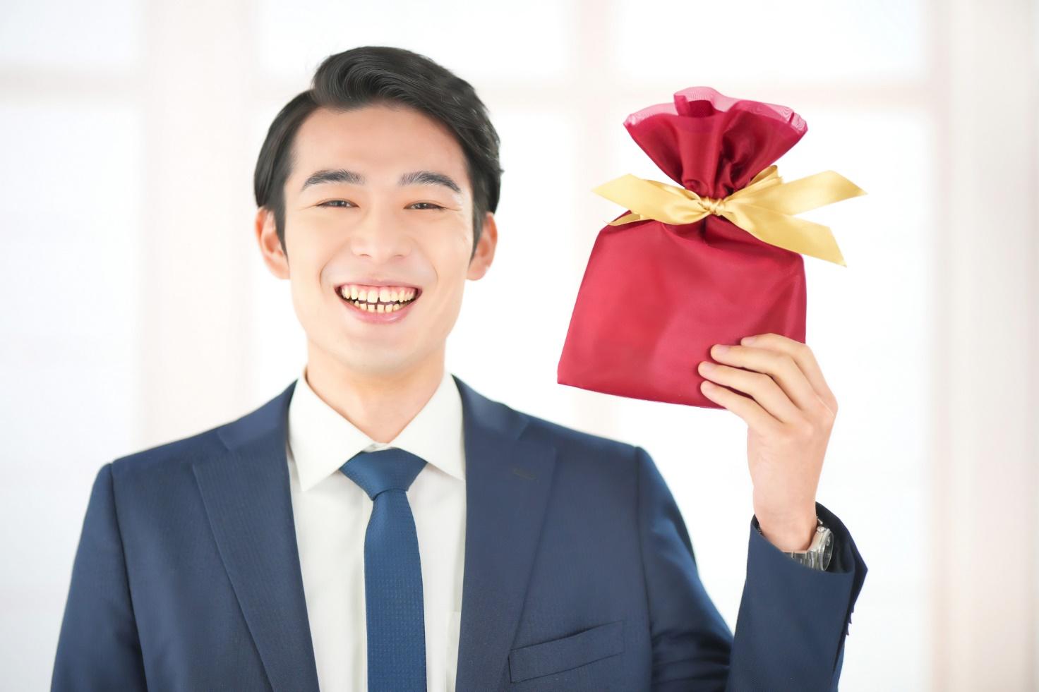 インセンティブとして魅力的な景品ギフトを用意しませんか?