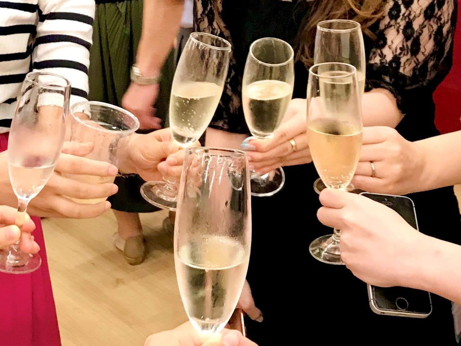 結婚式三次会って何をするの?アイデアを紹介!