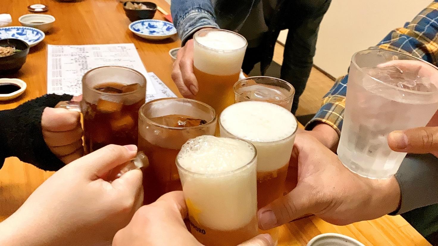 新年会で出し物を準備するメリット