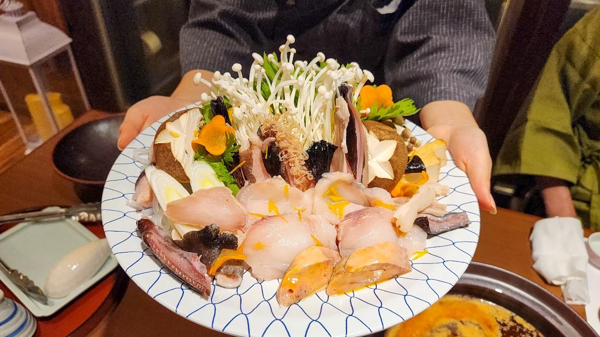 ご当地グルメはギフトや景品にもおススメ!