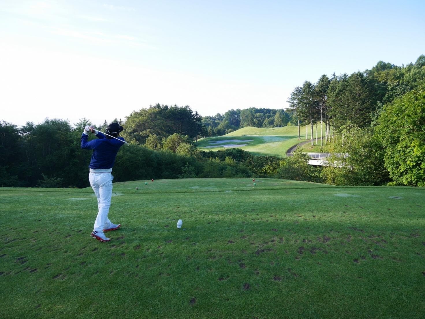 早朝ゴルフの魅力と意外な落とし穴