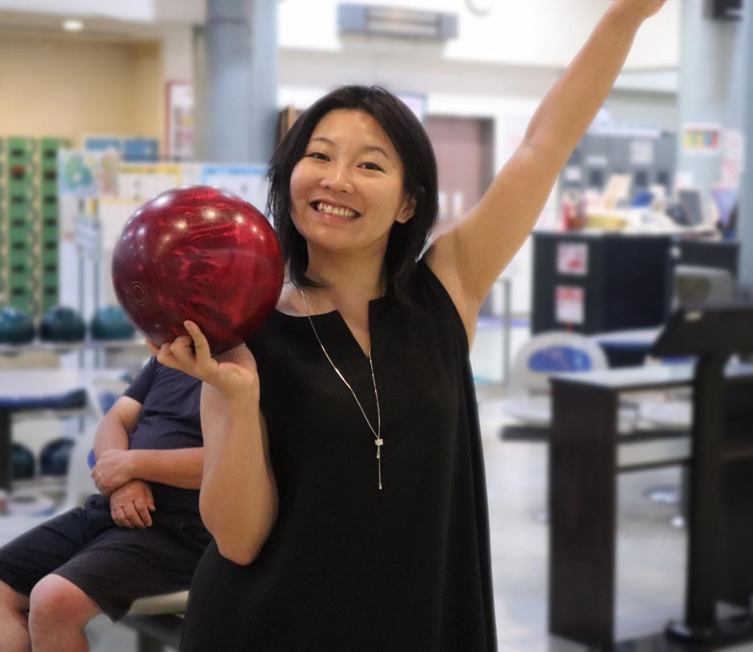 なぜボウリング大会は盛り上がるのか？