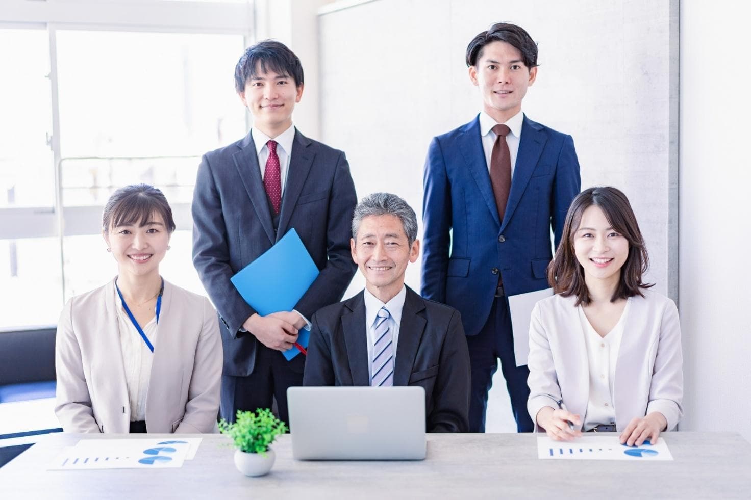 採用難は戦略と工夫で乗り越えられる!