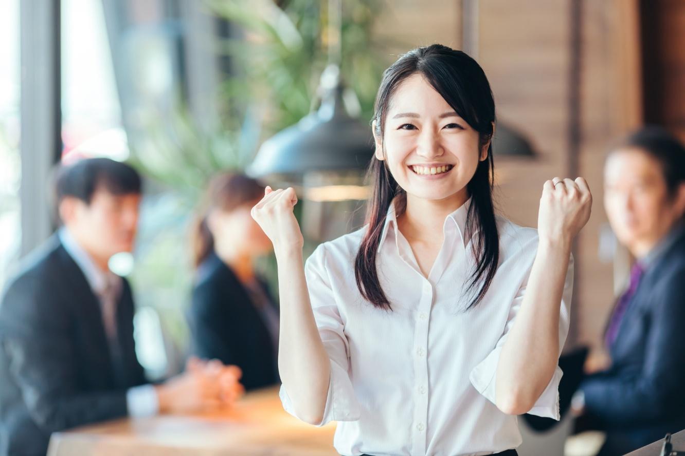 社員のやる気は称賛される環境づくりで引き出そう！