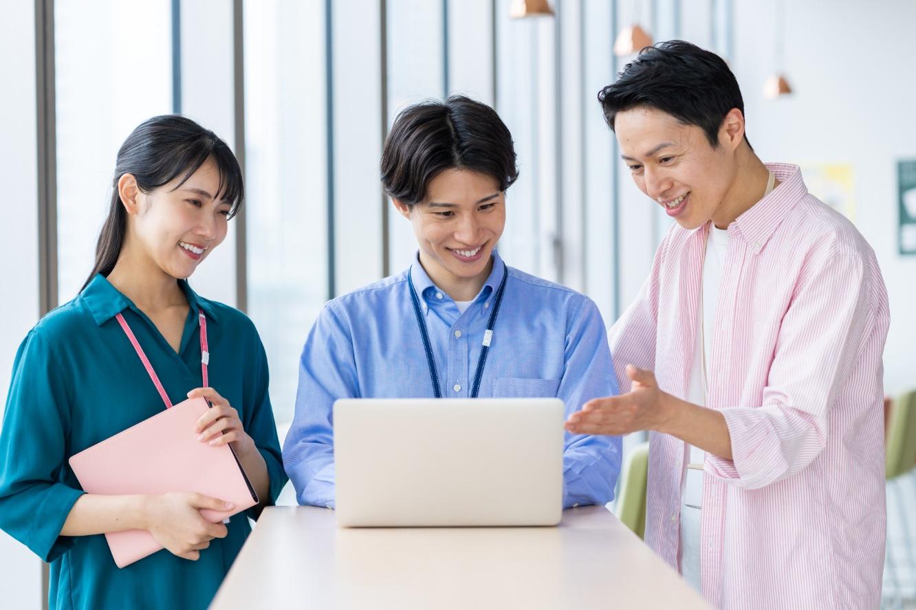 忘年会の案内はユーモアと分かりやすさの両方が大切！