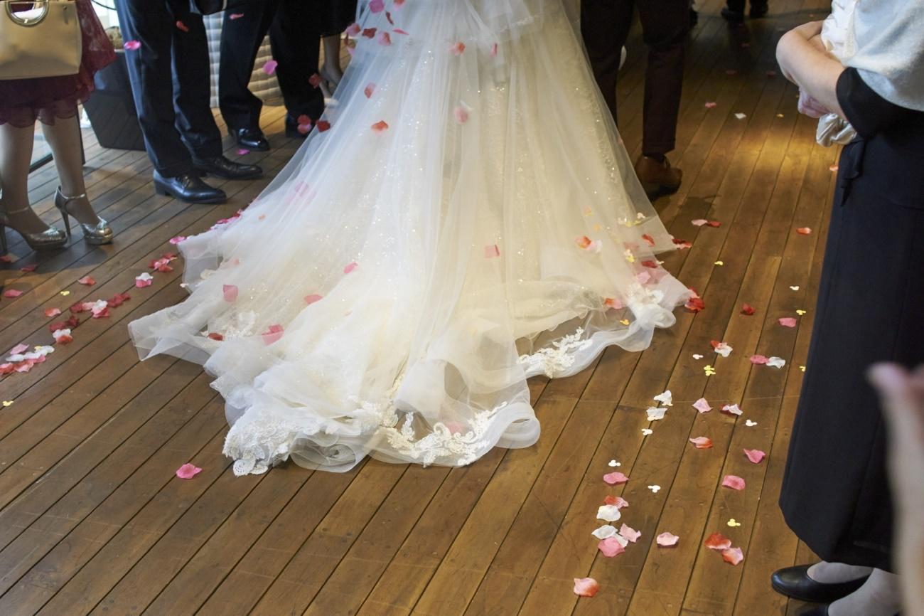 近年はコロナ禍により会費制結婚式をする人も!
