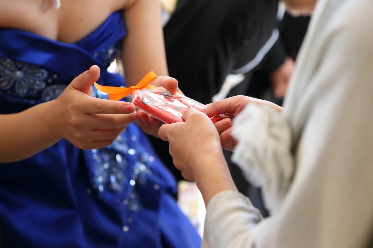 結婚式二次会の景品はどんなものが人気?!